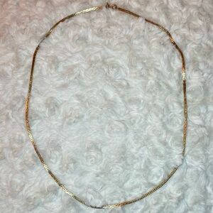 Vintage Rare Avon Gold-tone 22” long Necklace